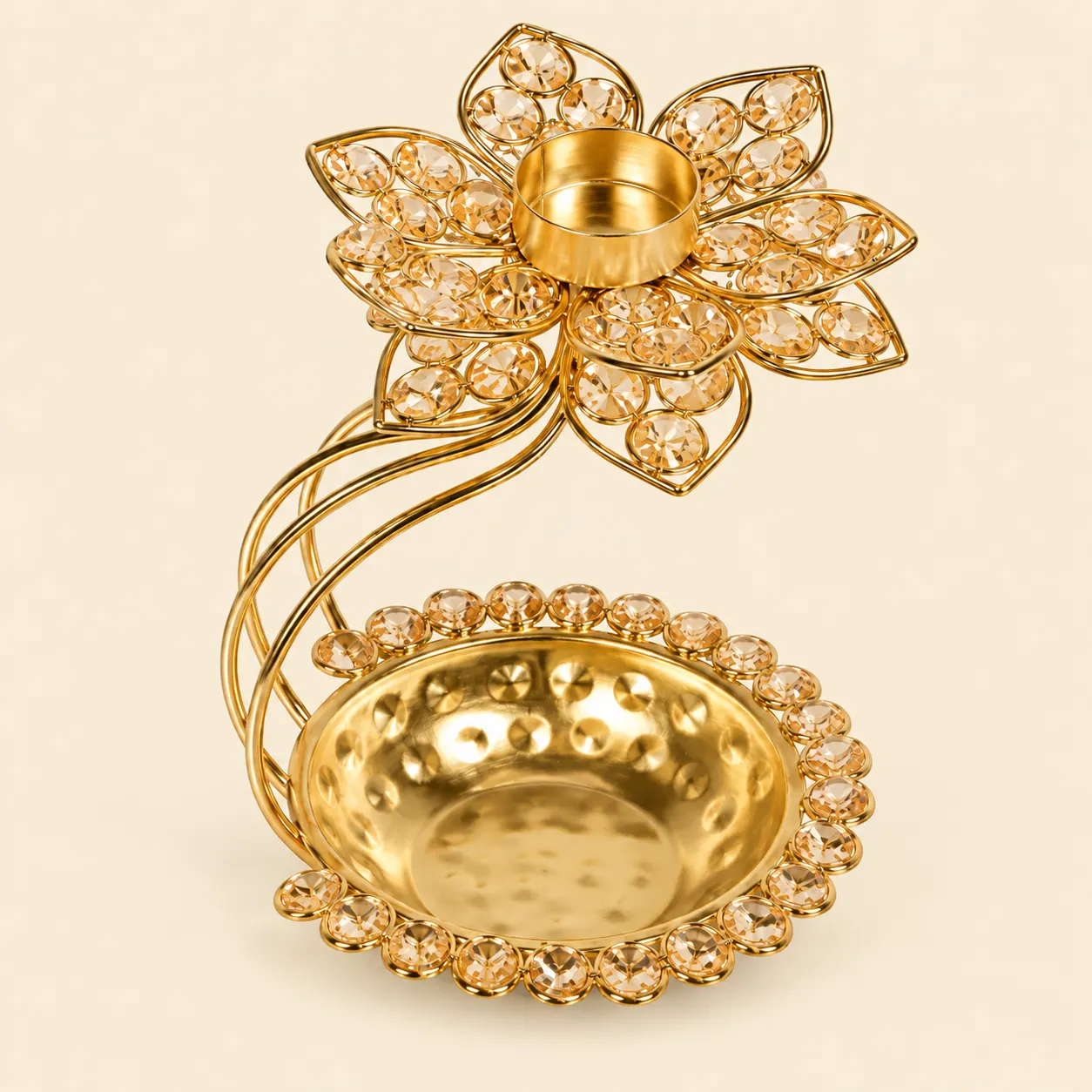 Crystal Urli